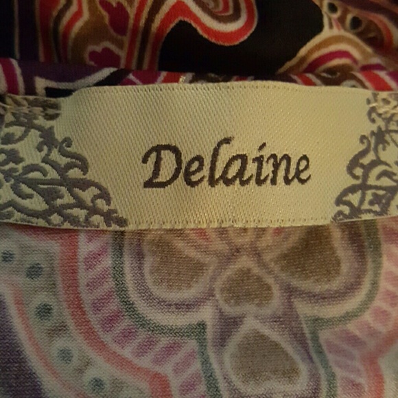 Delaine blouse with gold accents size L - Picture 6 of 6